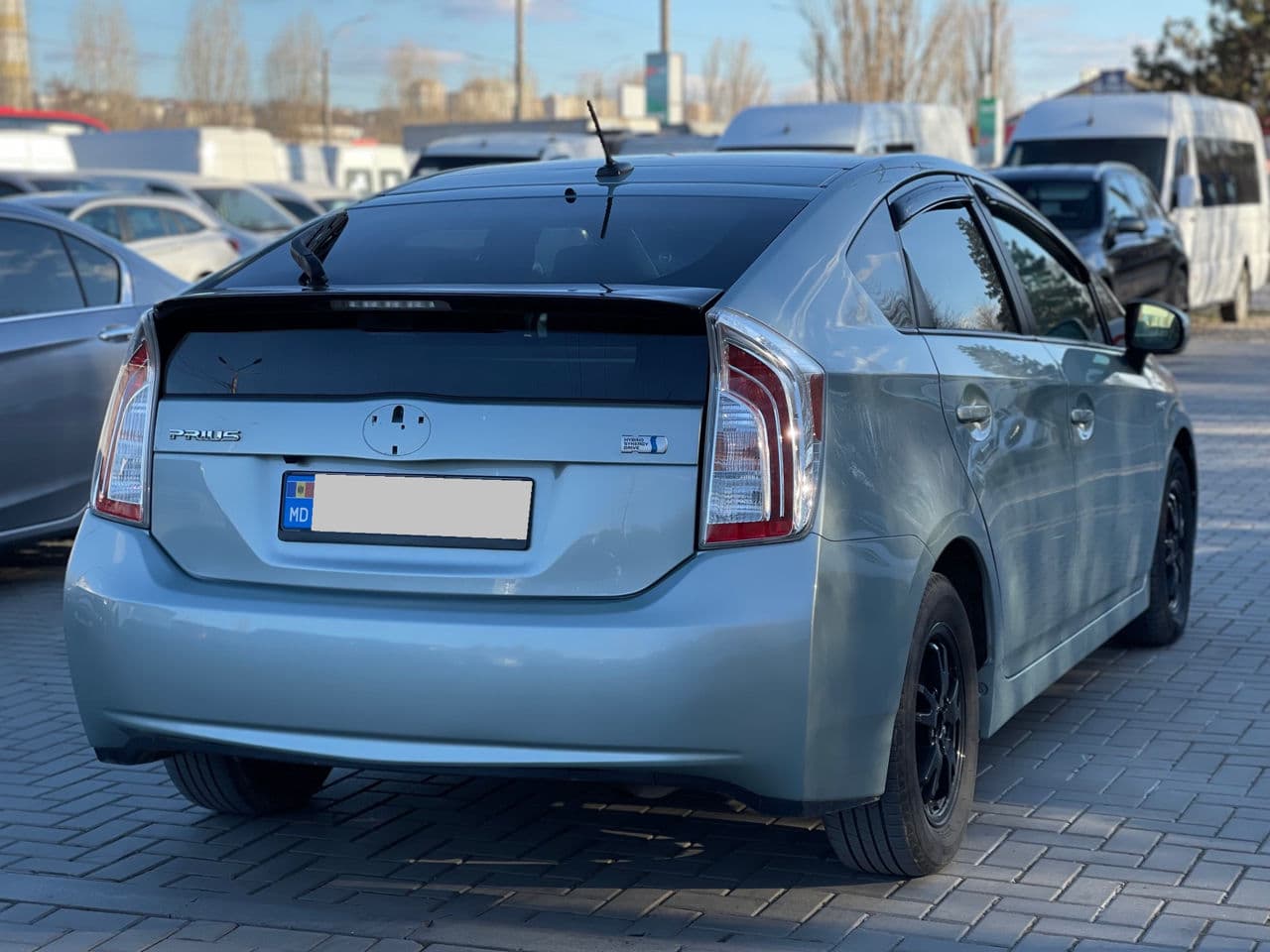 Toyota Prius 2015 — Миниатюра 3