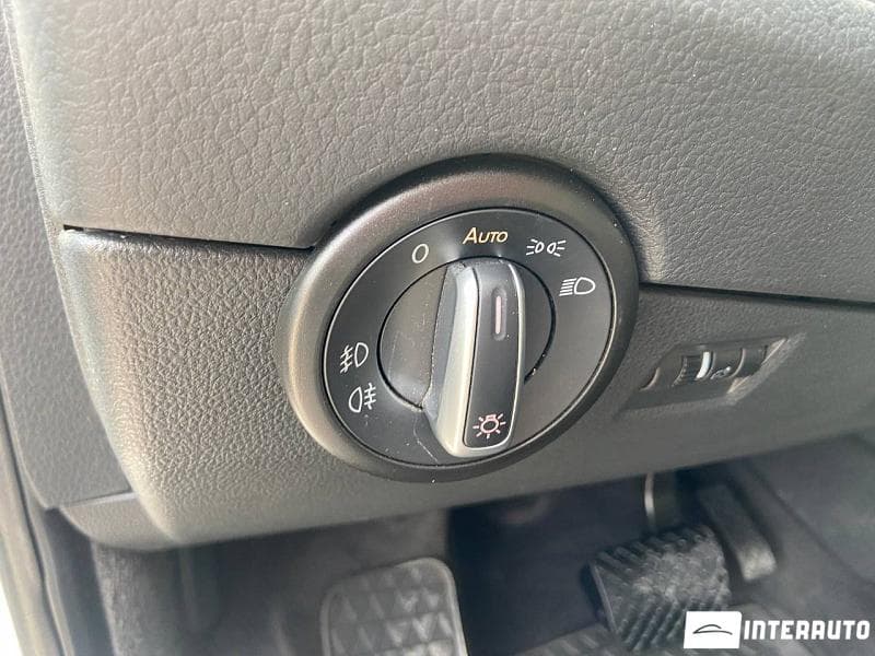 2015 Volkswagen Multivan — Miniatură 19