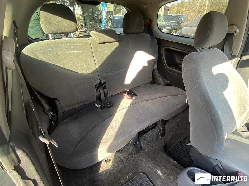 2000 Toyota Yaris — Miniatură 12