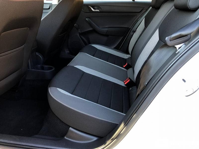 2017 Skoda Rapid — Miniatură 15