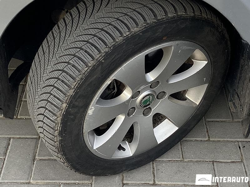 2009 Skoda Superb — Miniatură 17