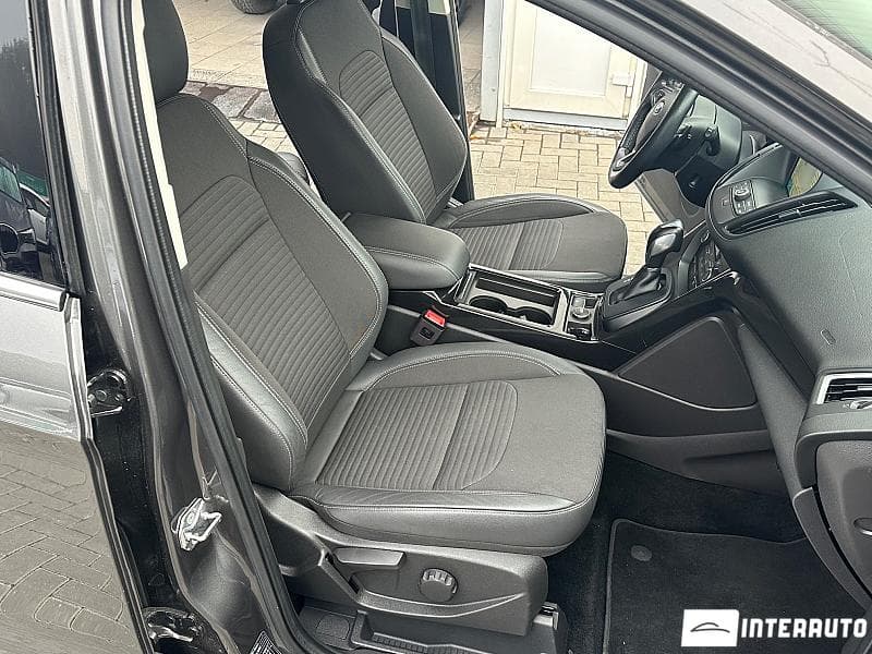 2018 Ford Kuga — Miniatură 6