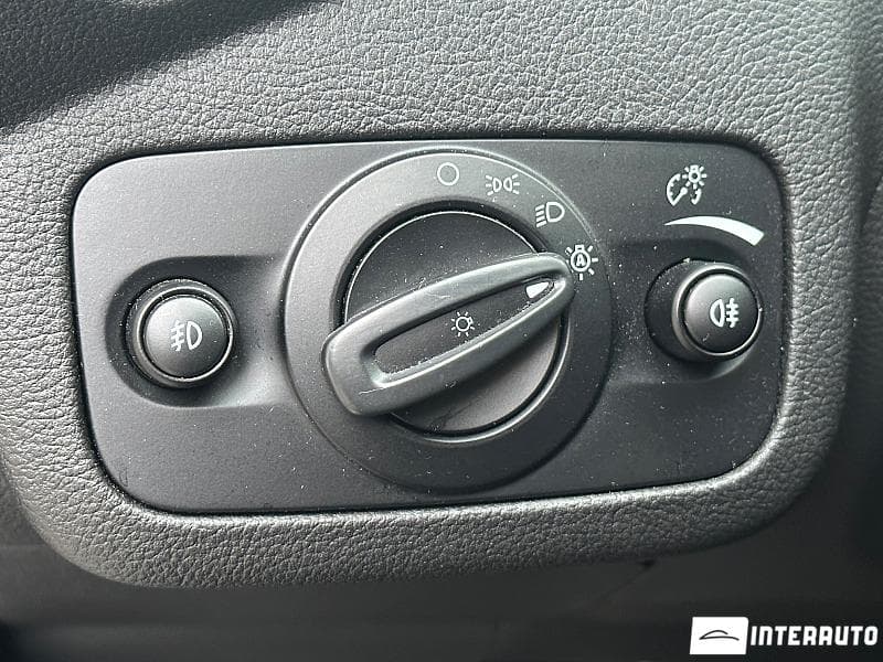 2018 Ford Kuga — Miniatură 15