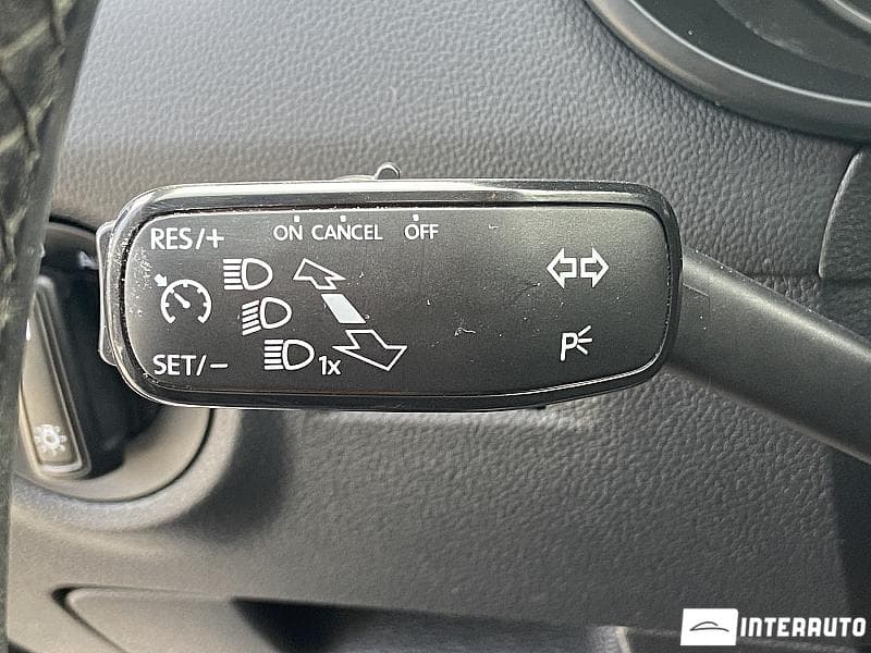 2016 Skoda Octavia — Miniatură 10