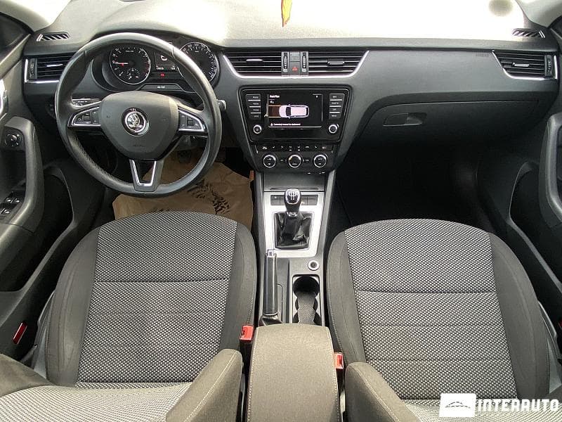 2016 Skoda Octavia — Miniatură 7