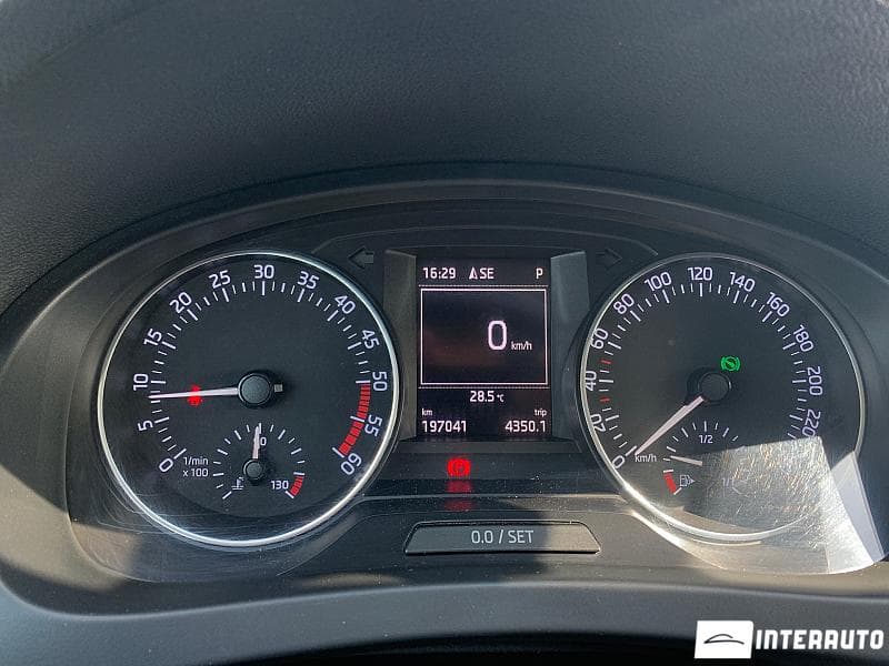 2016 Skoda Rapid — Miniatură 5