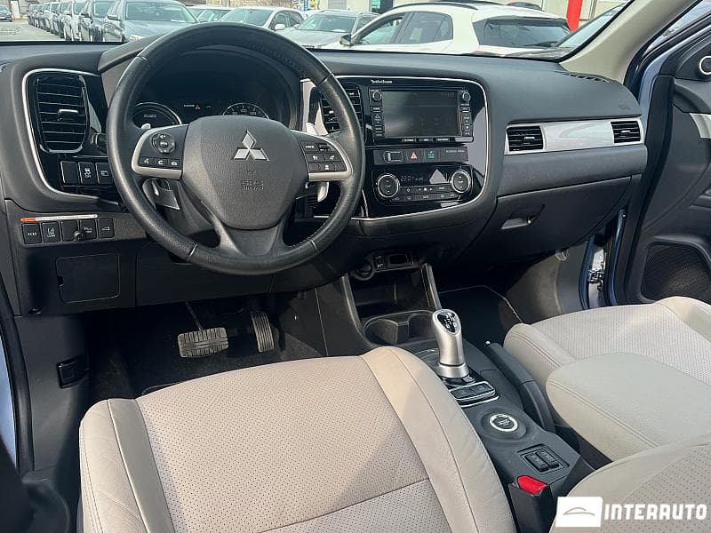 2014 Mitsubishi Outlander — Miniatură 7