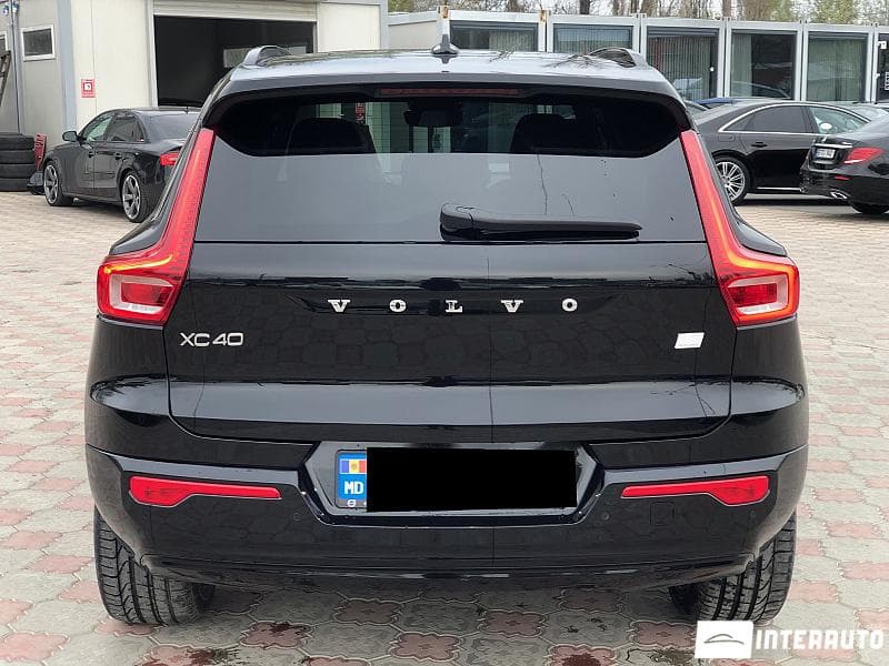 2021 Volvo XC 40 — Miniatură 5