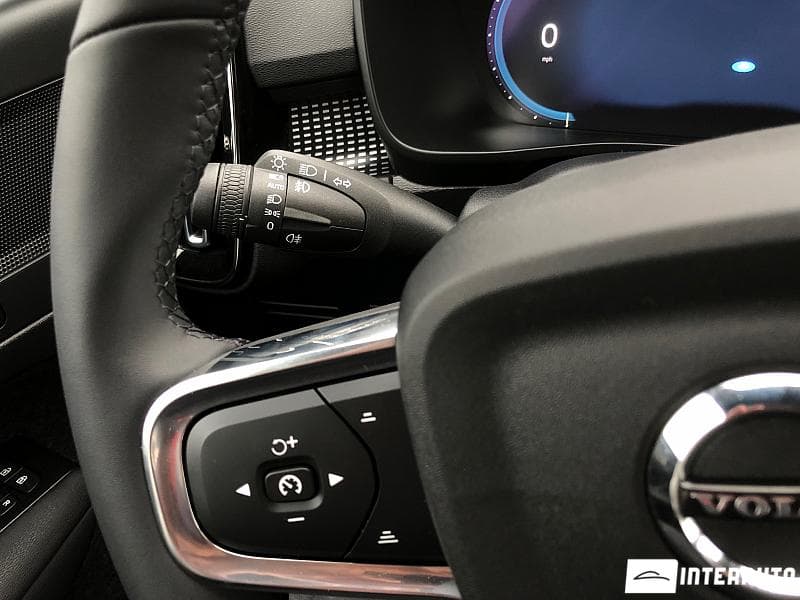 2021 Volvo XC 40 — Miniatură 13