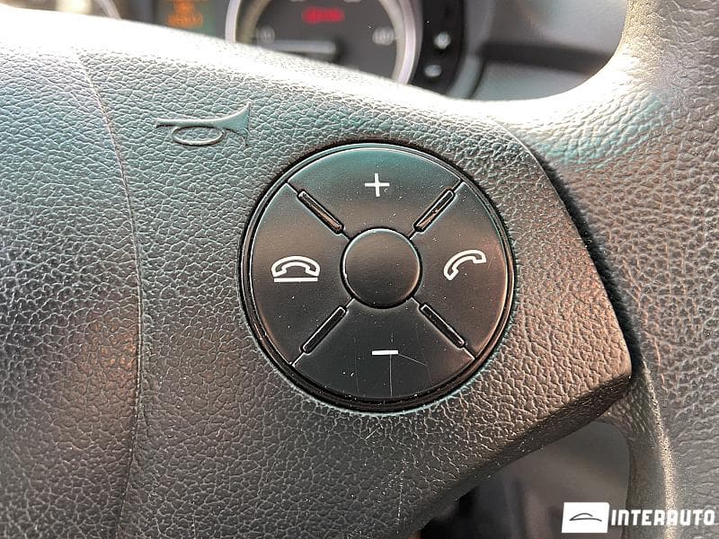 2013 Mercedes Vito — Miniatură 10