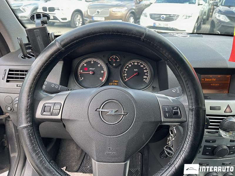 2009 Opel Astra — Miniatură 7