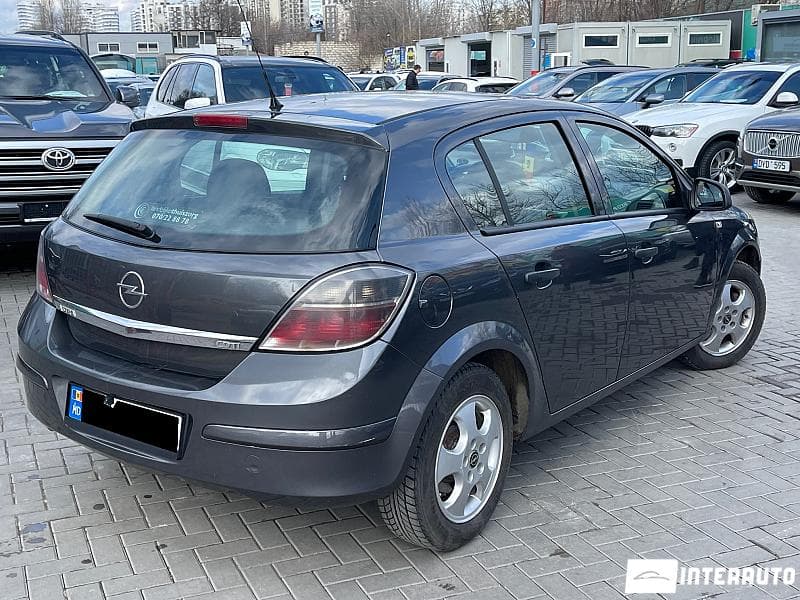 2009 Opel Astra — Miniatură 4