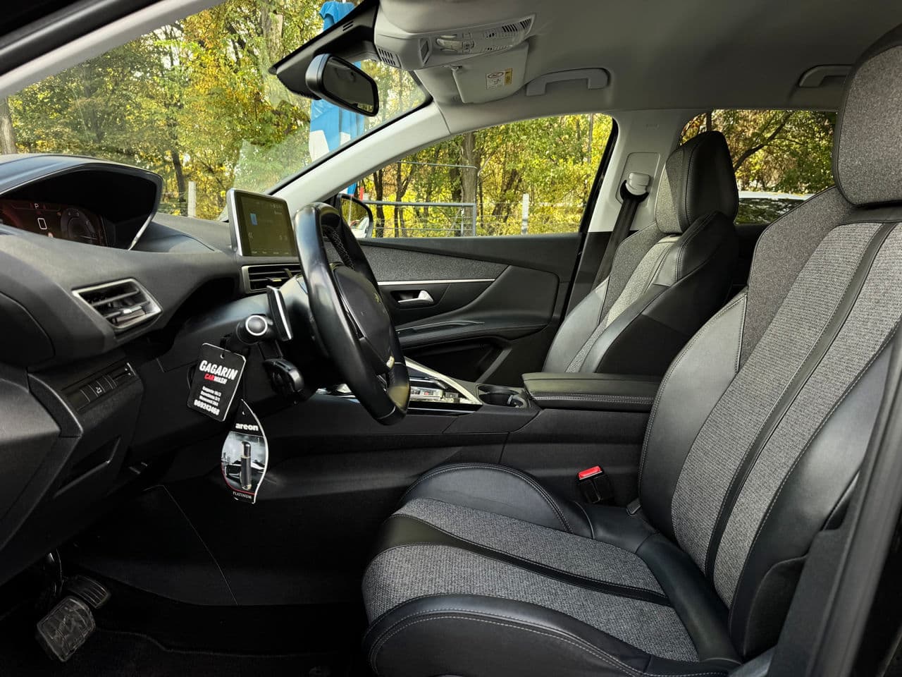 2019 Peugeot 3008 — Miniatură 10