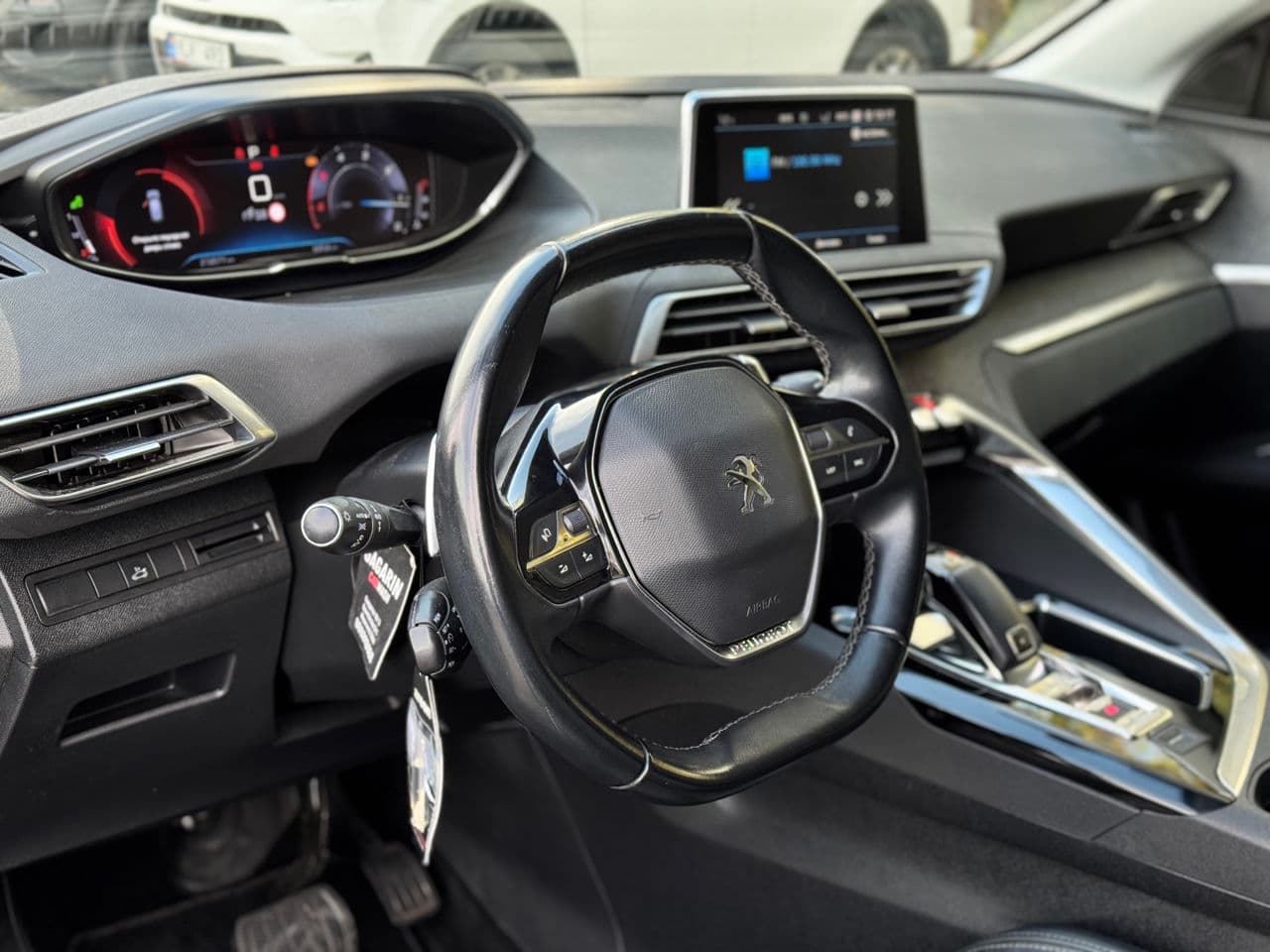 2019 Peugeot 3008 — Miniatură 11