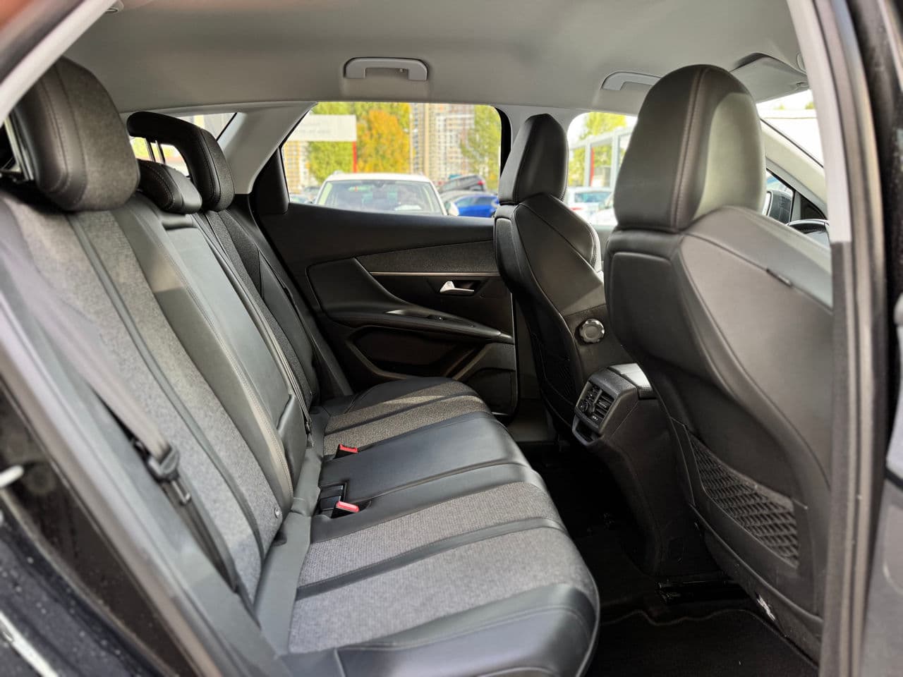 2019 Peugeot 3008 — Miniatură 22