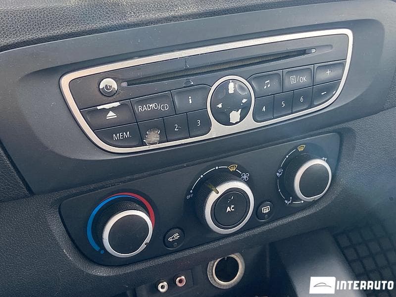 2011 Renault Grand Scenic — Miniatură 10