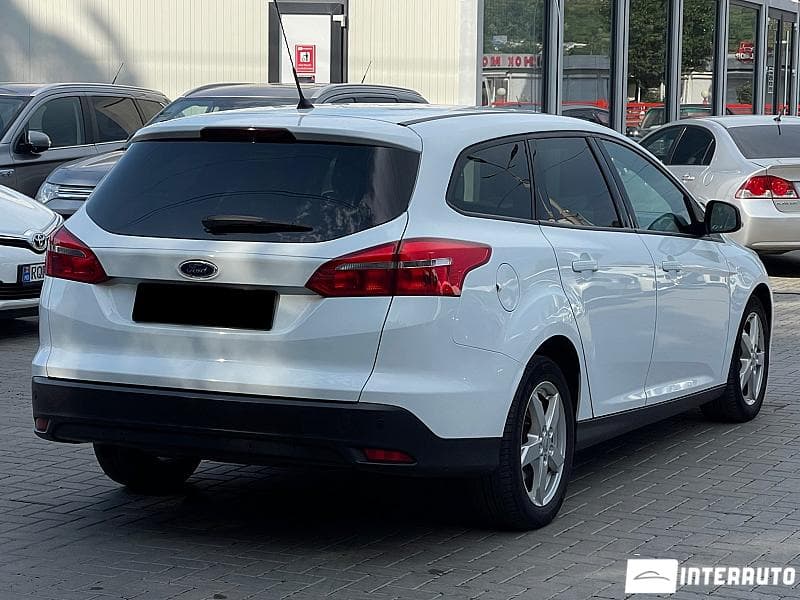 2016 Ford Focus — Miniatură 2