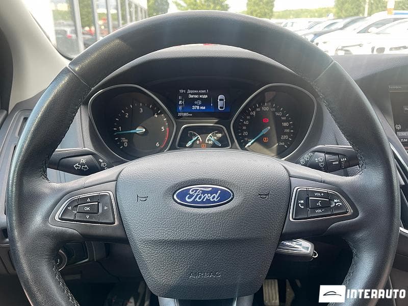 2016 Ford Focus — Miniatură 8