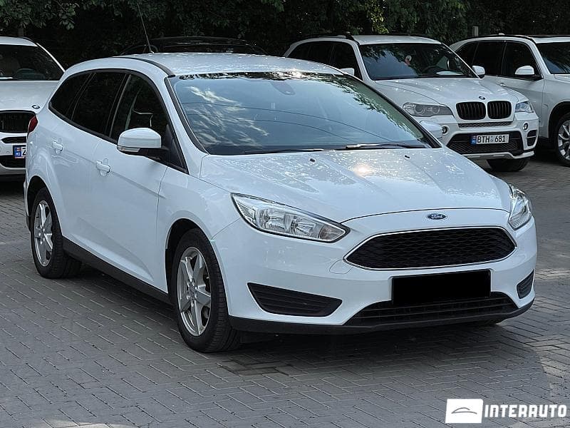 2016 Ford Focus — Miniatură 3