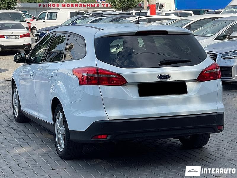2016 Ford Focus — Miniatură 4