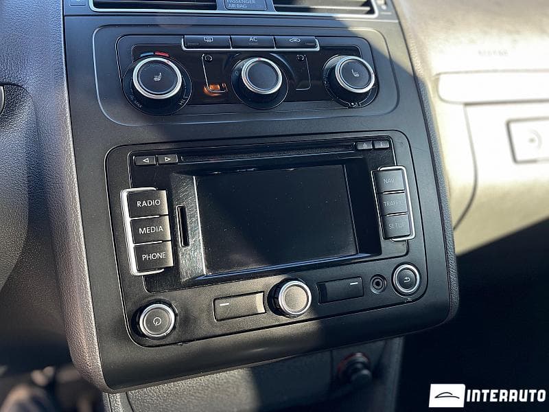 2011 Volkswagen Touran — Miniatură 12