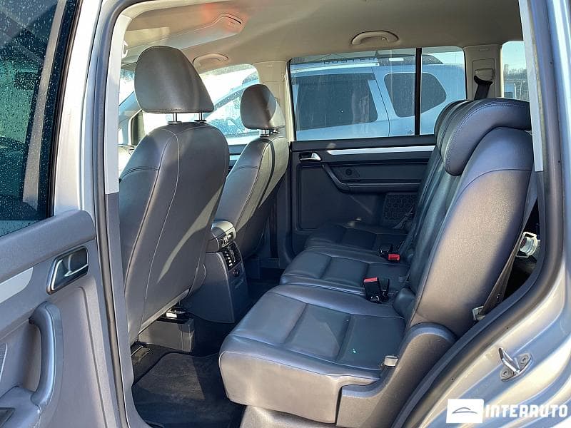 2011 Volkswagen Touran — Miniatură 16