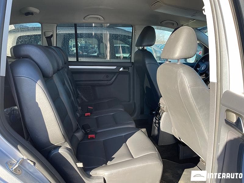2011 Volkswagen Touran — Miniatură 15