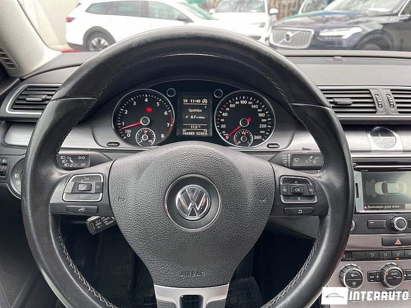 2012 Volkswagen Passat — Miniatură 7