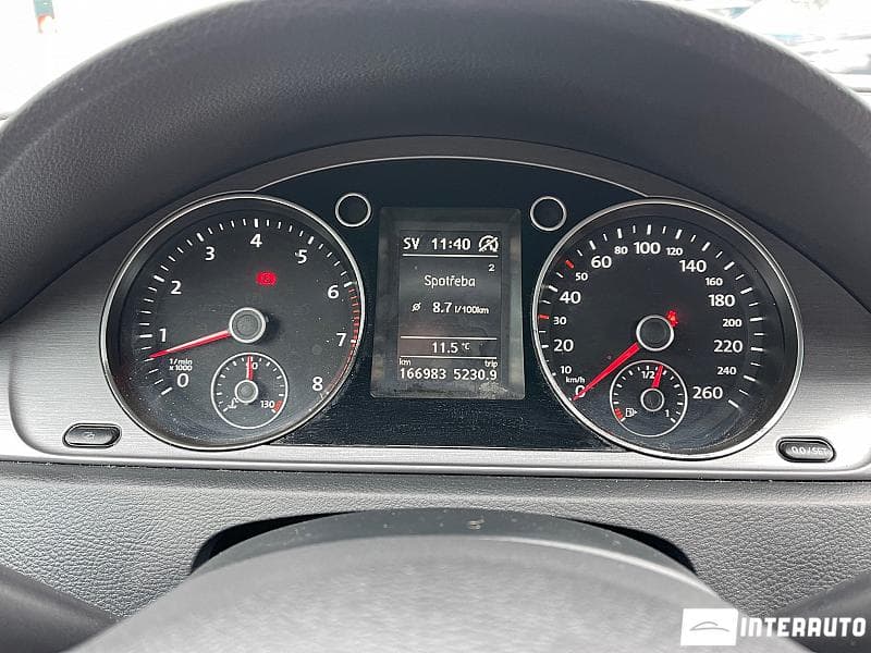 2012 Volkswagen Passat — Miniatură 8