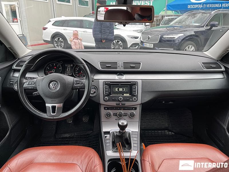 2012 Volkswagen Passat — Miniatură 6
