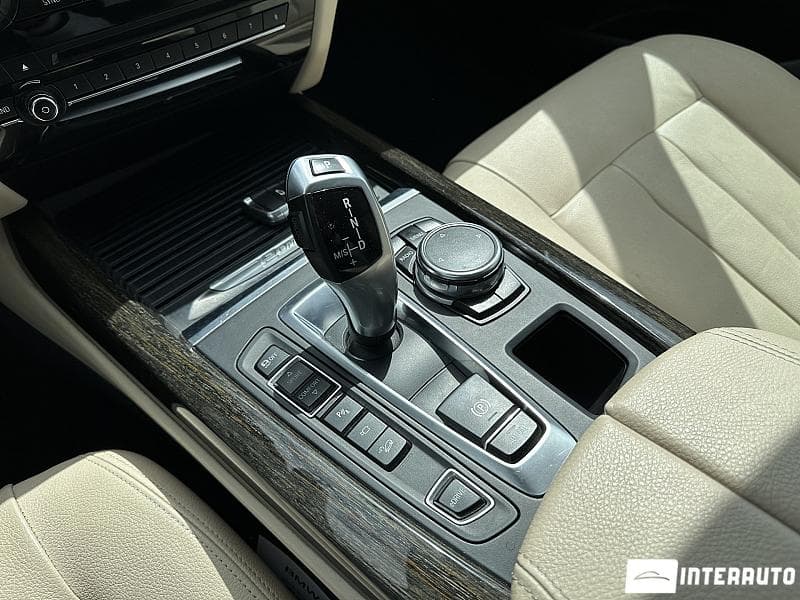 BMW X5 4.0e 2016 — Миниатюра 16