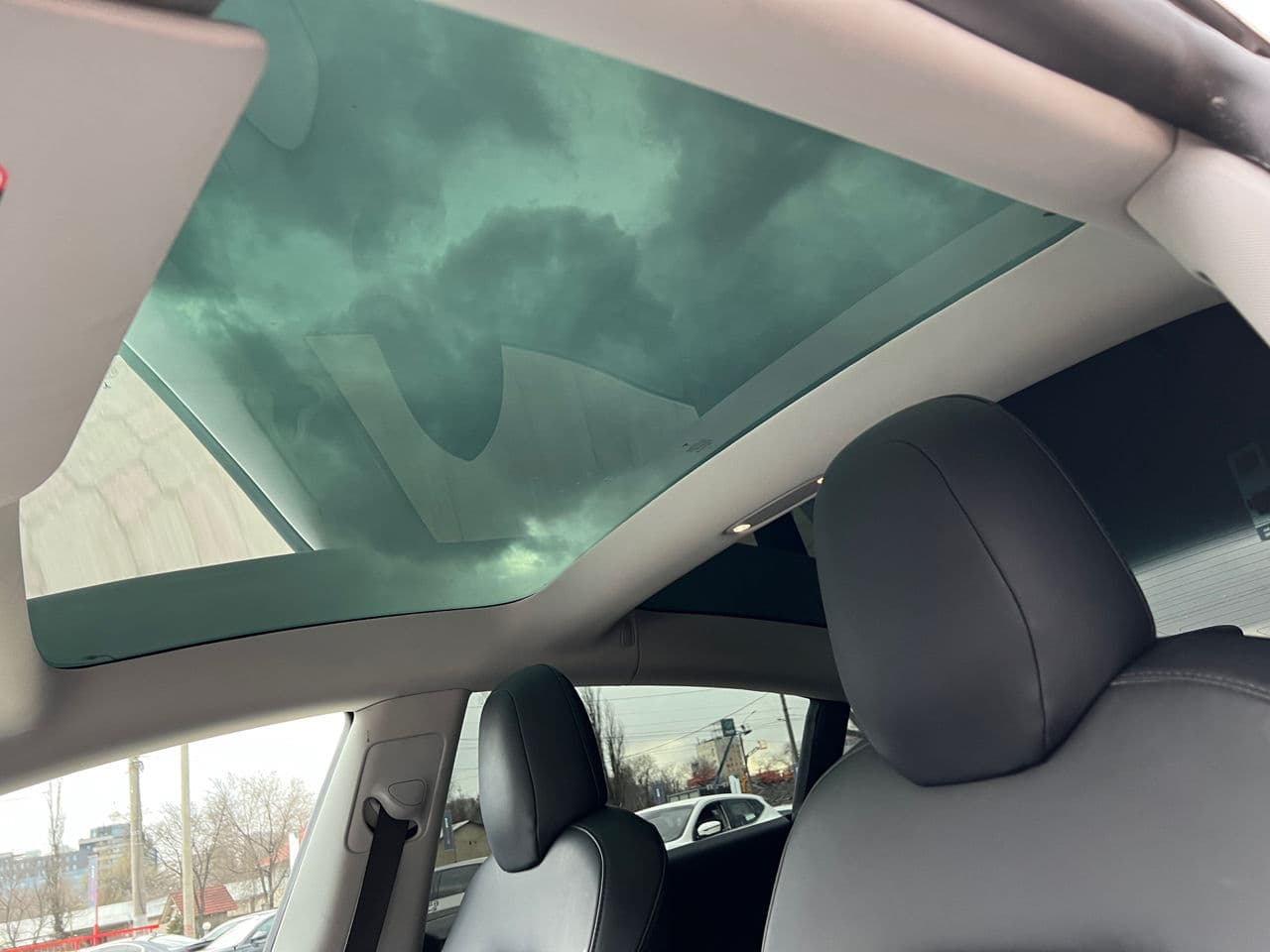 Tesla Model 3 2020 — Миниатюра 18