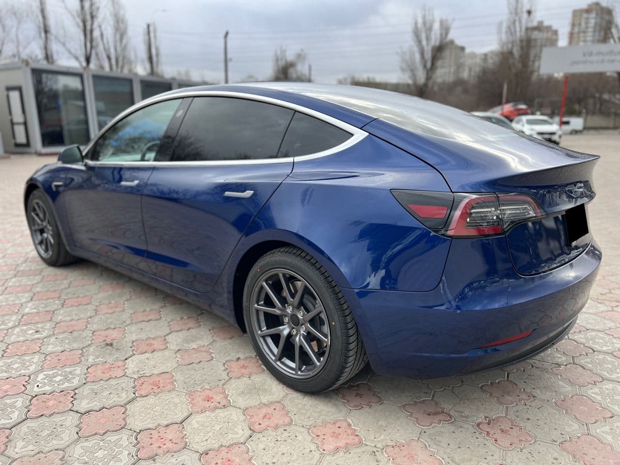 Tesla Model 3 2020 — Миниатюра 4