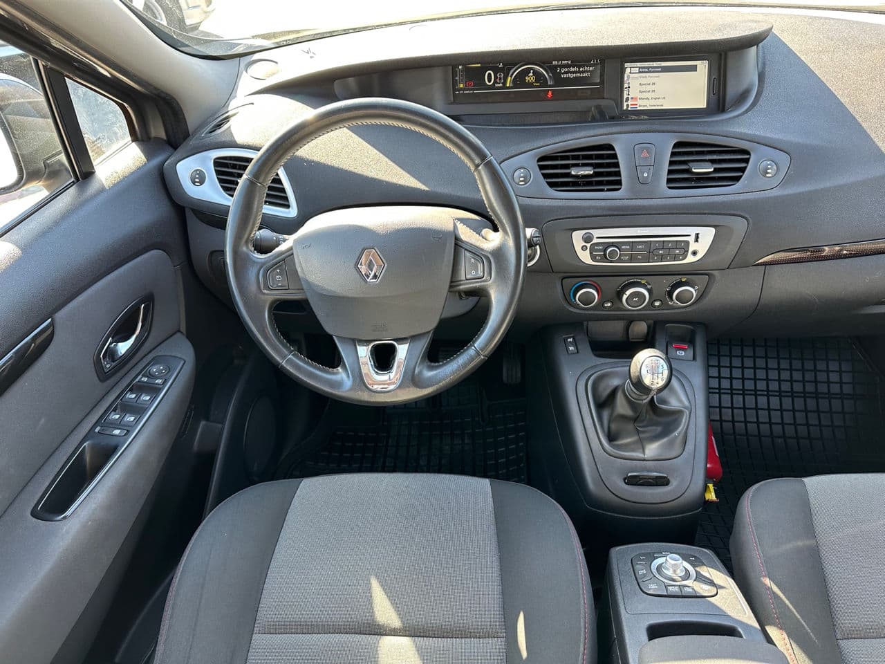 Renault Scenic 2013 — Миниатюра 8