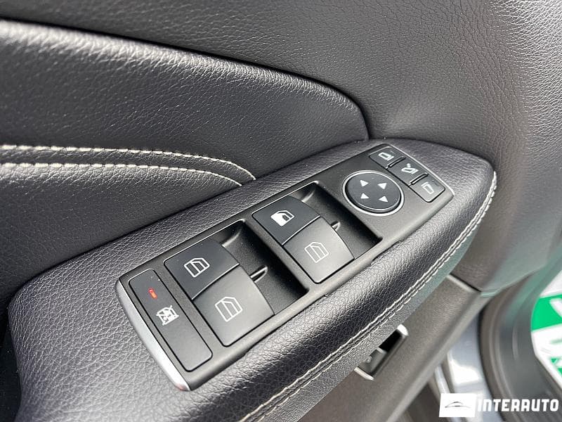 2015 Mercedes ML 250 — Miniatură 16