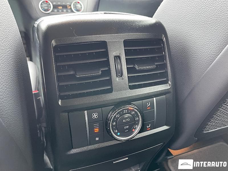 2015 Mercedes ML 250 — Miniatură 20