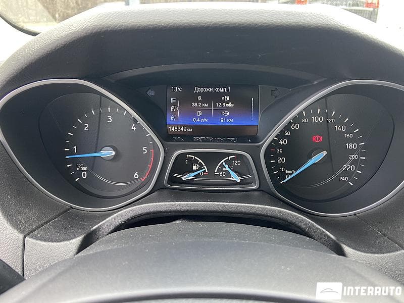 2017 Ford Focus — Miniatură 12