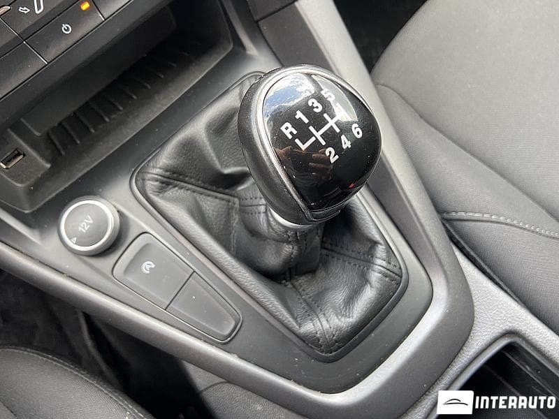2017 Ford Focus — Miniatură 15