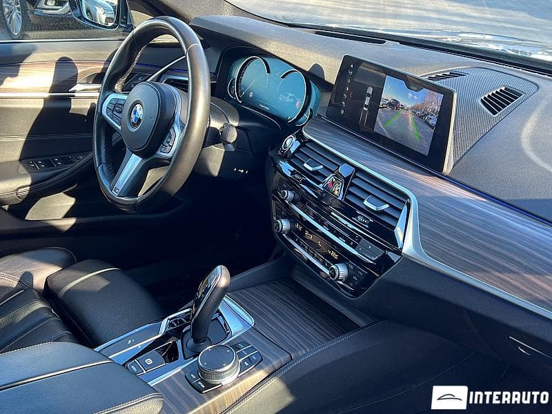 2017 BMW 520 — Miniatură 22