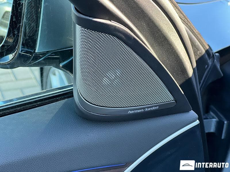 2017 BMW 520 — Miniatură 8