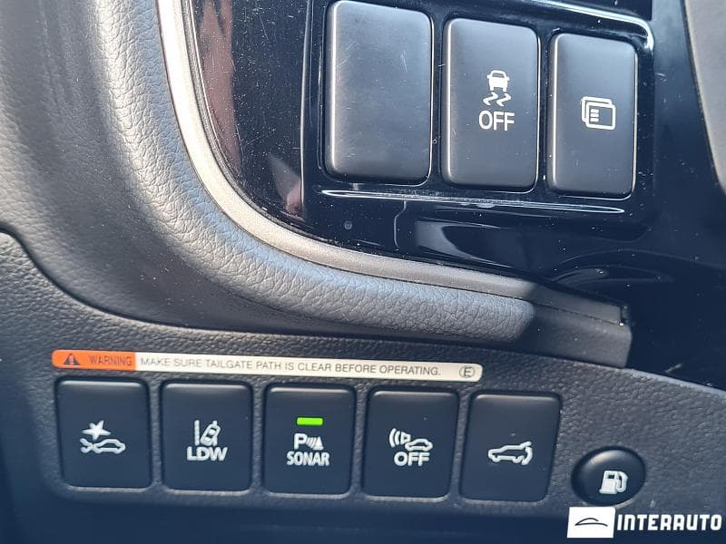 Mitsubishi Outlander 2020 — Миниатюра 16