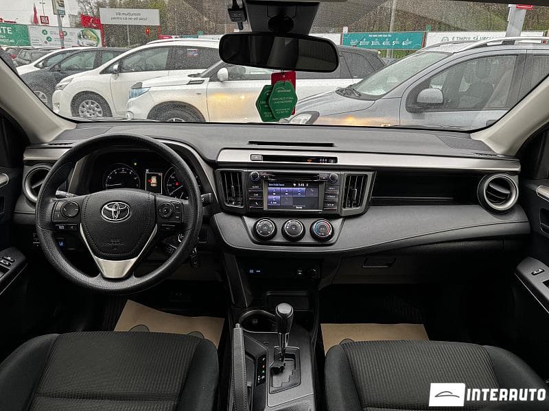2018 Toyota Rav-4 — Miniatură 7