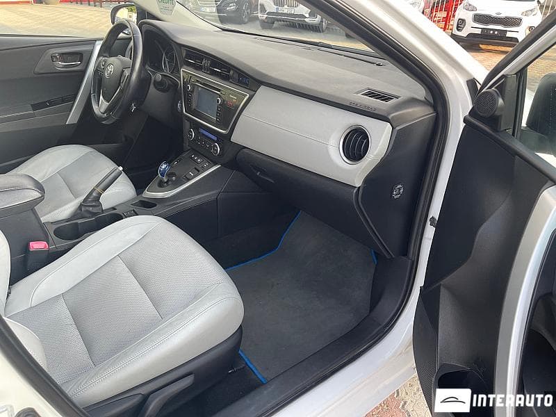 2014 Toyota Auris — Miniatură 15