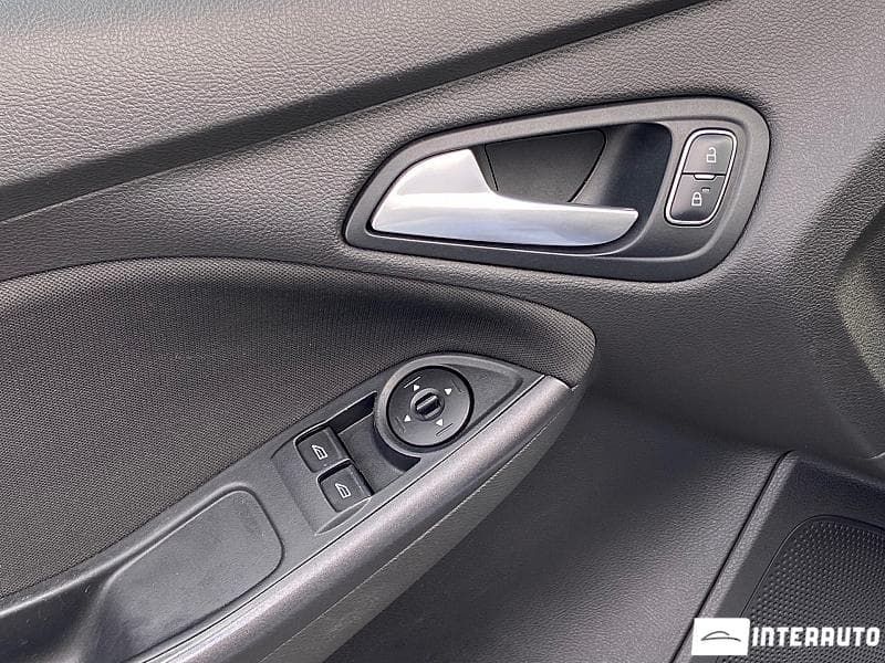 2015 Ford Focus — Miniatură 6