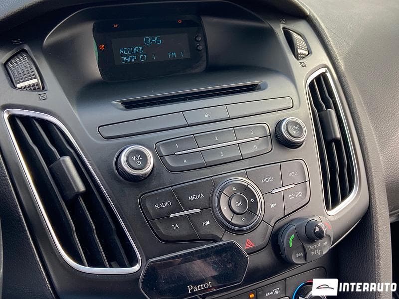 2015 Ford Focus — Miniatură 10