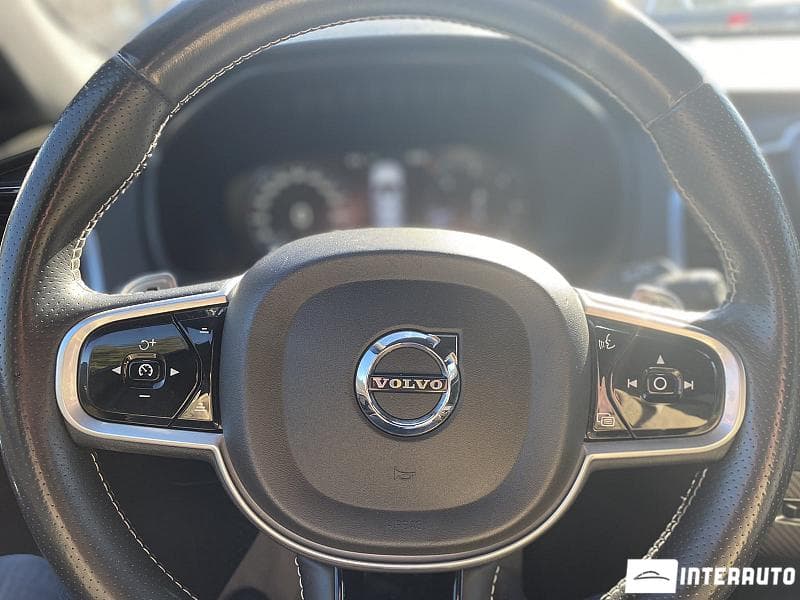 2016 Volvo XC 90 — Miniatură 10