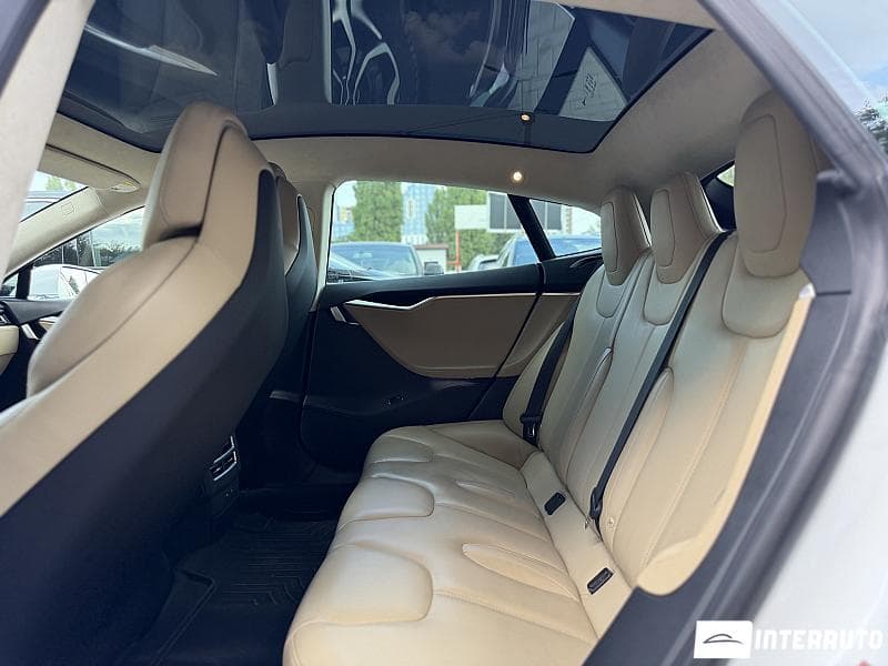 Tesla Model S 2017 — Миниатюра 12
