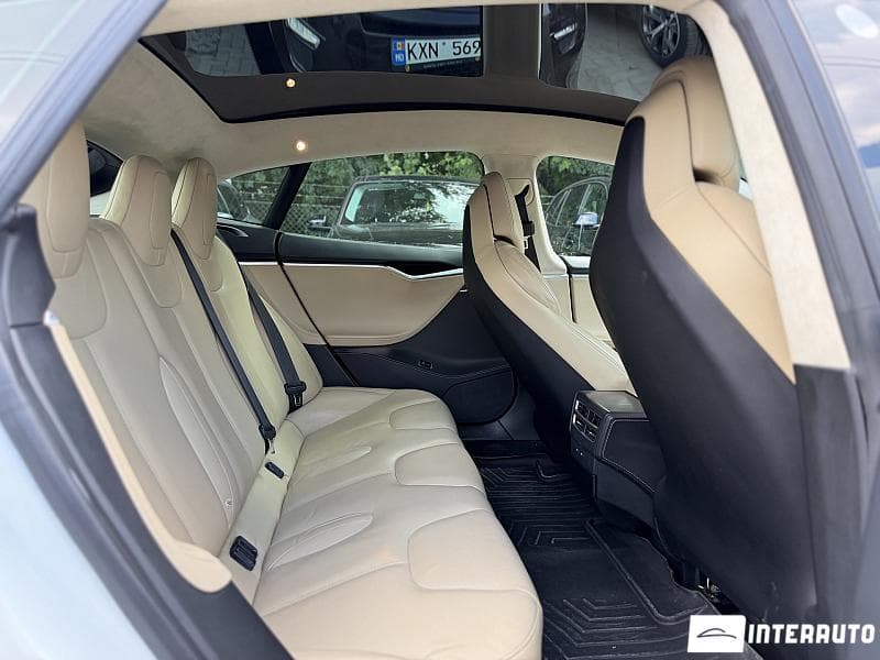 Tesla Model S 2017 — Миниатюра 13