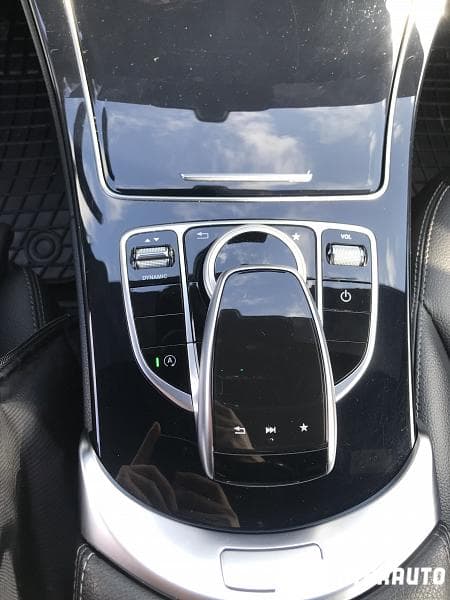 2016 Mercedes C 220 — Miniatură 16