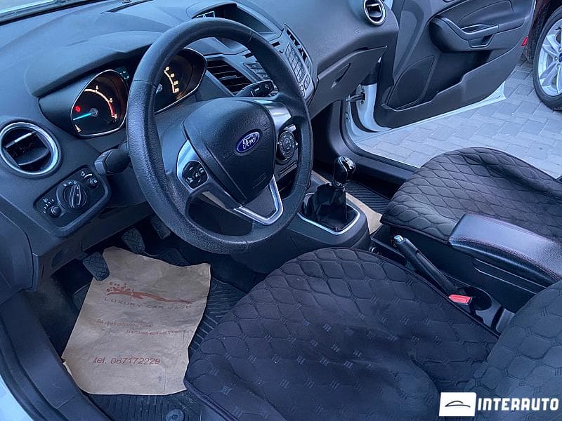 2014 Ford Fiesta — Miniatură 6